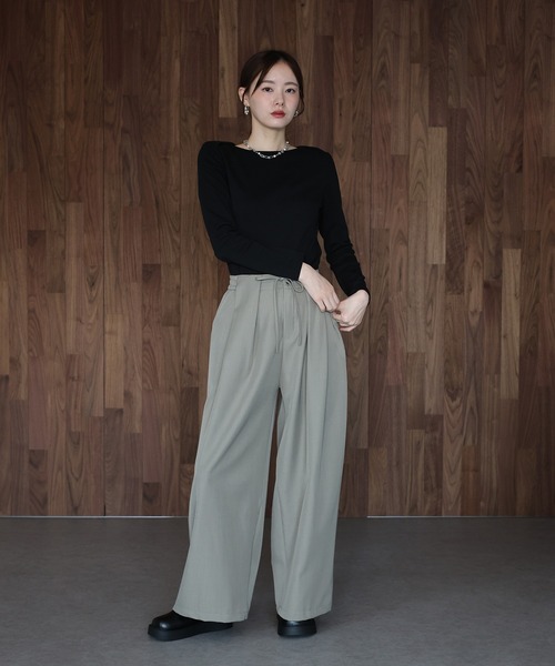 J by blue(ジェイバイブルー)の「ボートネックTシャツ(Tシャツ/カットソー・レディース・アイボリー/グレー/ブラック・MEDIUM)」の17枚目の写真