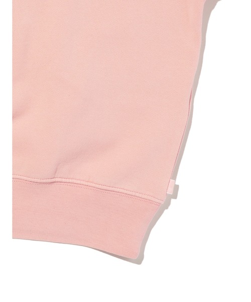 Levi's(リーバイス)の「Levi's/リーバイス ヴィンテージ ボックス スウェットシャツ(スウェット・レディース・ピンク・XS/S/M)」の5枚目の写真