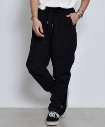 DOUBLE STEAL（ダブルスティール）の「DS柄プリント裏毛イージースウェットタックテーパードパンツ（スウェットパンツ）」