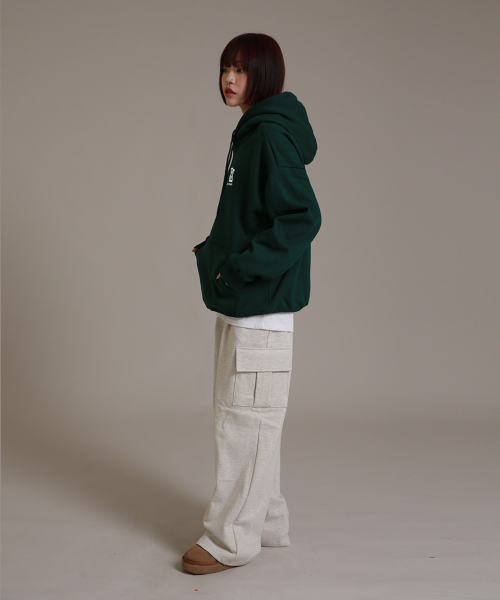 LIKE THE MOST（ライクザモースト）の「シグニチャーモストフードパーカーグリーン（パーカー・レディース・グリーン・S/L/XL）」の2枚目の写真