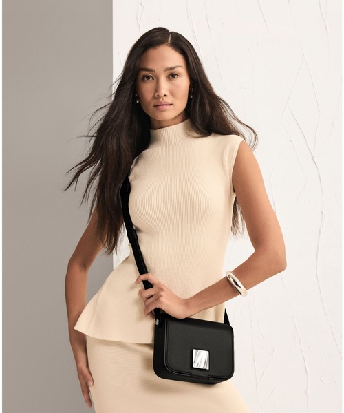 TUMI(トゥミ)の「OLAS スモール・ショルダー・バッグ(ショルダーバッグ・レディース・ブラウン系その他/オートミール/ブラック・FREE)」の4枚目の写真