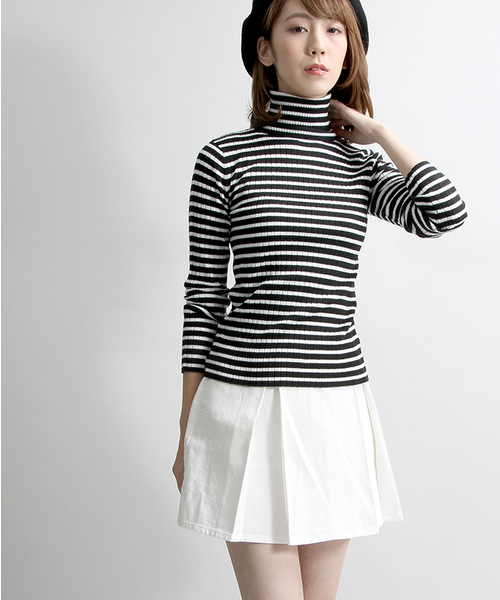 WEGO(ウィゴー)の「WEGO/タックフレアスカート(スカート・レディース・ホワイト/インディゴブルー/その他1/ブラック/ブルー系その他/ライトインディゴブルー/ライトパープル/その他2/ブルー系その他2/ブルー系その他3・FREE)」の2枚目の写真