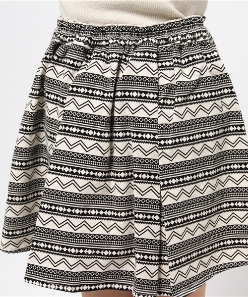 WEGO(ウィゴー)の「WEGO/タックフレアスカート(スカート・レディース・ホワイト/インディゴブルー/その他1/ブラック/ブルー系その他/ライトインディゴブルー/ライトパープル/その他2/ブルー系その他2/ブルー系その他3・FREE)」の15枚目の写真