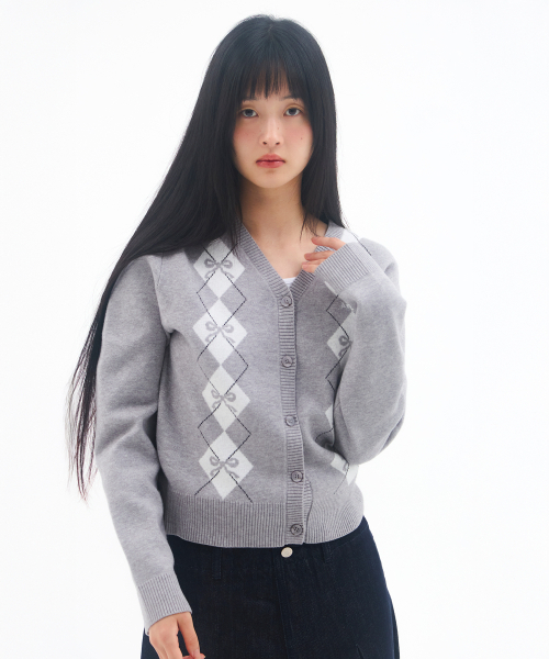 AMESWORLDWIDE(アメスワールドワイド)の「CROP V NECK ARGYLE CARDIGAN GREY(カーディガン/ボレロ・レディース・その他・FREE)」の6枚目の写真