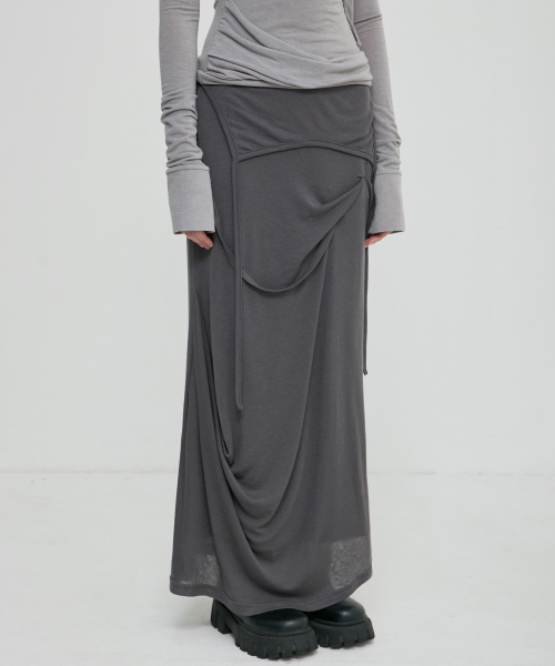 FLAREUP(フレアアップ)の「Asymmetrical Draped Long Skirt (FL-263_Dark Gray)(スカート・レディース・ダークグレー・OS)」の2枚目の写真