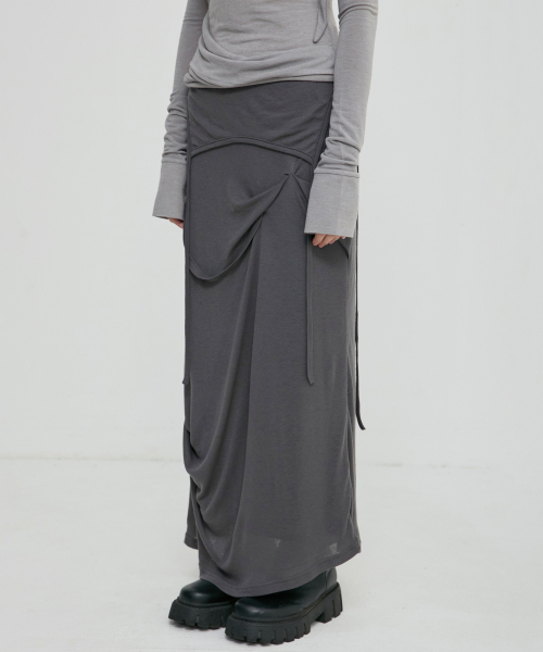 FLAREUP(フレアアップ)の「Asymmetrical Draped Long Skirt (FL-263_Dark Gray)(スカート・レディース・ダークグレー・OS)」の3枚目の写真