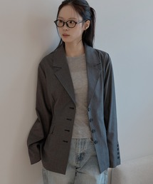テーラードジャケット（グレー/灰色系・ストライプ柄）ファッション