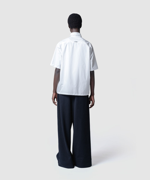 yoshiokubo（ヨシオクボ）の「yoshiokubo ヨシオクボ / DEEP CUT WIDE PT ディープカットシームレスワイドパンツ / YKS26404（その他パンツ・メンズ・ブラック・3/2）」の5枚目の写真