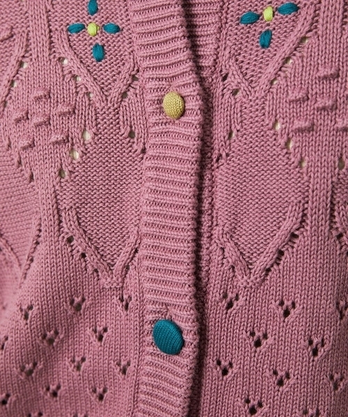 Jocomomola(ホコモモラ)の「フラワー刺繍ケーブルニットカーディガン(カーディガン/ボレロ・レディース・グリーン/ライトピンク・40)」の9枚目の写真