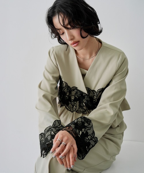 NOGLE(ノグル)の「【NOGLE/ノグル】レースフラワージャケットセットパンツドレス(パンツドレス・レディース・グレイッシュベージュ/ブラック/グレー・S/M)」の5枚目の写真