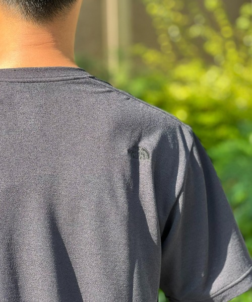 THE NORTH FACE（ザノースフェイス）の「【THE NORTH FACE】S/S Crepe Weave Tee（Tシャツ/カットソー・メンズ・ブラック/ホワイト/グレー・LARGE/MEDIUM/X-LARGE）」の6枚目の写真