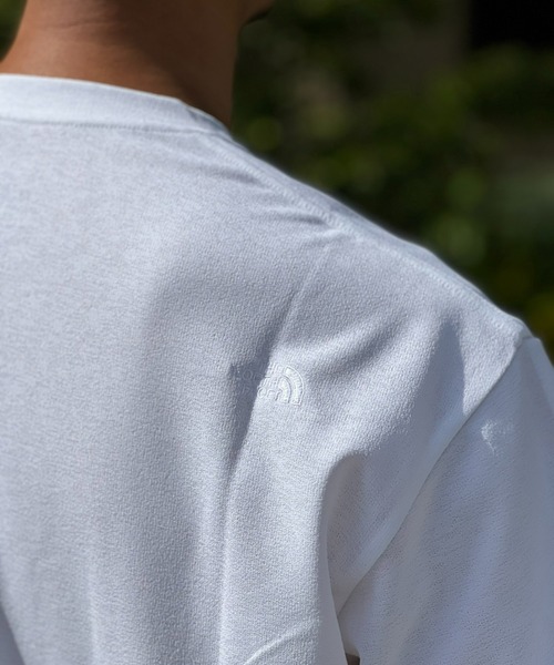 THE NORTH FACE（ザノースフェイス）の「【THE NORTH FACE】S/S Crepe Weave Tee（Tシャツ/カットソー・メンズ・ブラック/ホワイト/グレー・LARGE/MEDIUM/X-LARGE）」の10枚目の写真