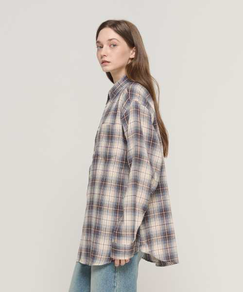 CARGOBROS FOR WOMAN(カーゴブロスフォーウィメン)の「フランネル裏起毛チェックオーバーサイズシャツ(ネイビー)(シャツ/ブラウス・レディース・その他・FREE)」の2枚目の写真