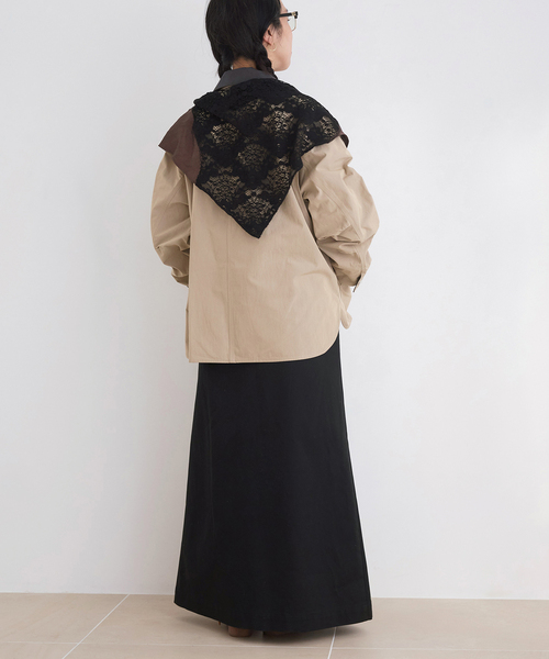 IENA LA BOUCLE（イエナラブークル）の「IENA LA BOUCLE R/Lサテンレースコンビバブーシュカ（バンダナ/スカーフ・レディース・ブラウン・FREE）」の3枚目の写真