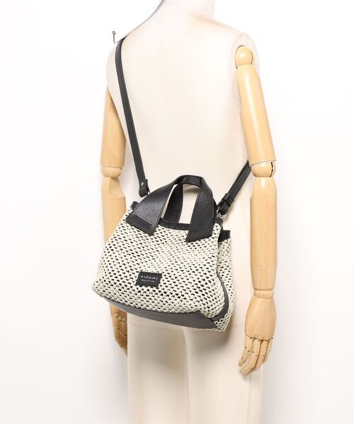 RIPANI(リパーニ)の「【RIPANI】サマーツイードレザーコンビバッグ(Q66437)(ハンドバッグ・レディース・ブラック系その他・ALL)」の5枚目の写真