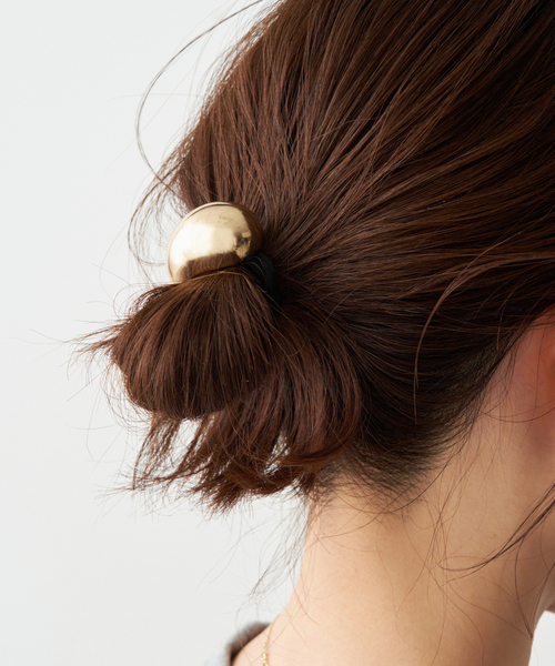 Spick & Span（スピックアンドスパン）の「JAMIRAY/ジャミレイ DROP HAIR TIE（ヘアゴム・レディース・ゴールド/シルバー・FREE）」の4枚目の写真