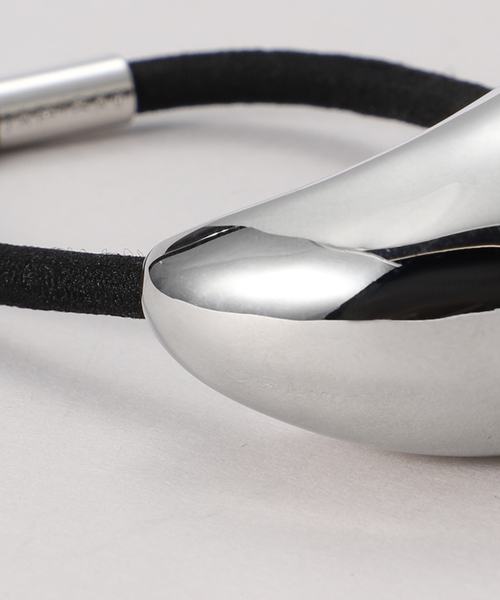 Spick & Span（スピックアンドスパン）の「JAMIRAY/ジャミレイ DROP HAIR TIE（ヘアゴム・レディース・ゴールド/シルバー・FREE）」の11枚目の写真