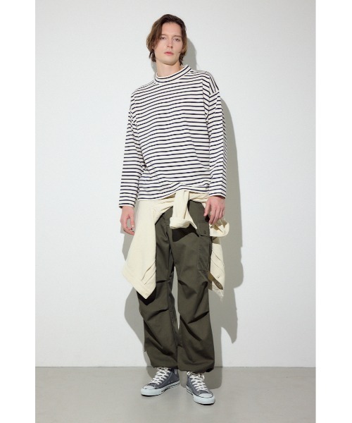 AZUL by moussy(アズールバイマウジー)の「ボーダー長袖トップス(Tシャツ/カットソー・メンズ・ブラック系その他/グレー系その他/ホワイト系その他・MEDIUM/LARGE)」の6枚目の写真