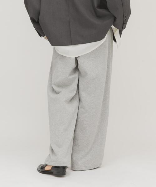 KBF(ケイビーエフ)の「ドロストルーズスウェットパンツ(その他パンツ・レディース・グレー系その他/ベージュ/ネイビー・ONE)」の5枚目の写真