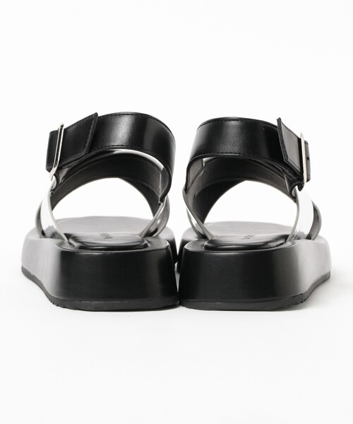 Ray BEAMS（レイビームス）の「【8/6 再値下げ】クロス ベルト サンダル 26SS（サンダル・レディース・ブラック/シルバー・37/38/36）」の14枚目の写真