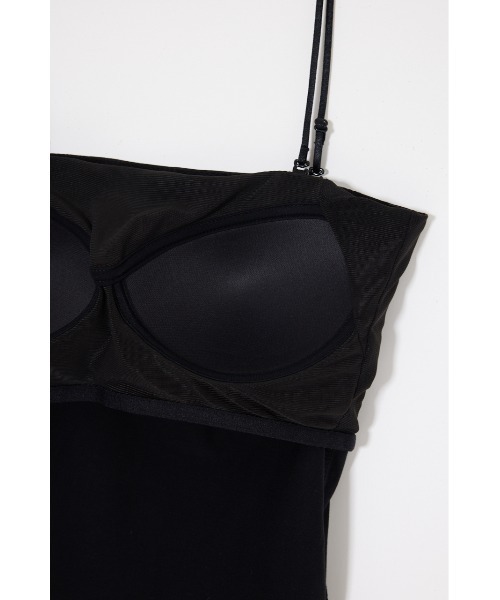 MOUSSY（マウジー）の「SQUARE NECK BARE キャミトップス（キャミソール・レディース・ブラック/ホワイト・2/0/1）」の7枚目の写真