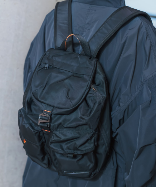 RAWROW（ロウロウ）の「シティウォーカーミニリュック923 [3色]（バックパック/リュック・レディース・ブラック/カーキ/チャコール・FREE）」の4枚目の写真