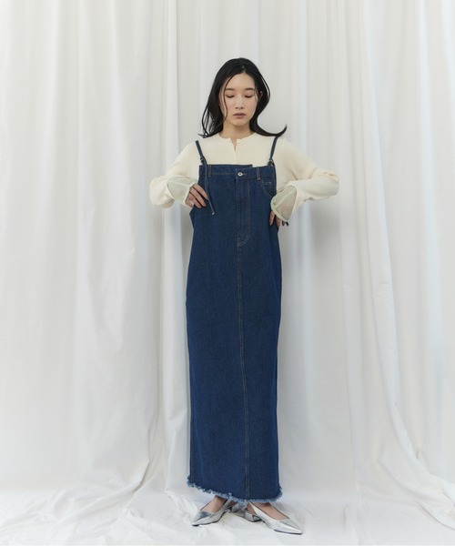 CIEL'AIR(シエルエアー)の「FRINGED DENIM JUMPER SKIRT(スソフリンジジャンスカ)(ワンピース・レディース・ブラック/インディゴブルー・FREE)」の4枚目の写真