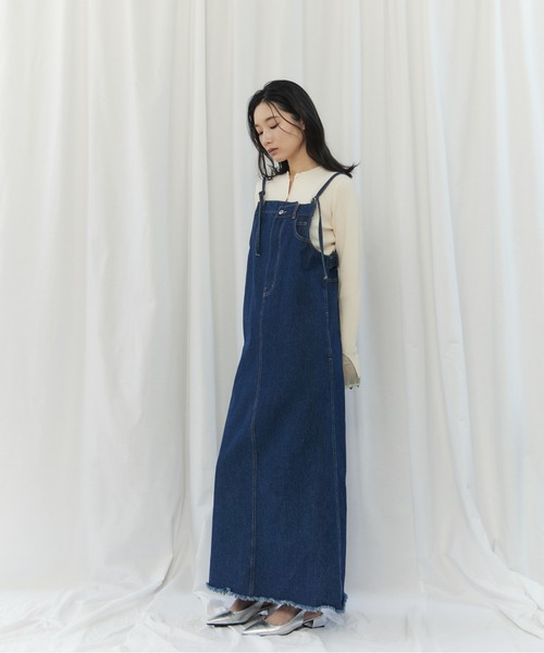 CIEL'AIR(シエルエアー)の「FRINGED DENIM JUMPER SKIRT(スソフリンジジャンスカ)(ワンピース・レディース・ブラック/インディゴブルー・FREE)」の5枚目の写真