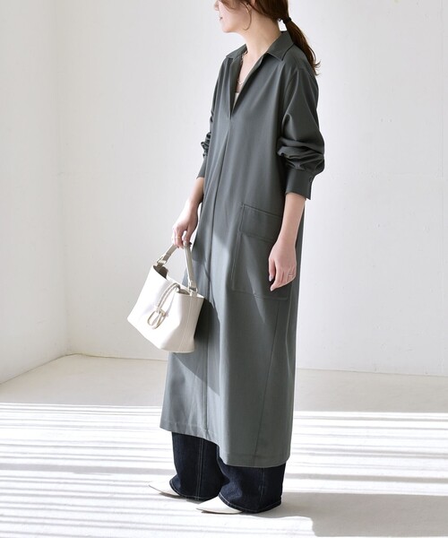 quaranciel(カランシエル)の「quaranciel:〈洗濯機可能〉Vネック スキッパー ロング シャツ ワンピース(ワンピース・レディース・ネイビー/オリーブ・ONE SIZE)」の18枚目の写真