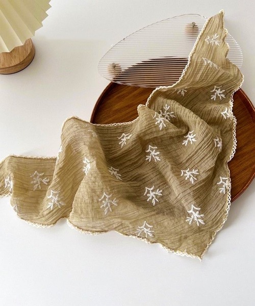 セール】リーフ柄 刺繍 三角スカーフ バブーシュカ レース ヘッド