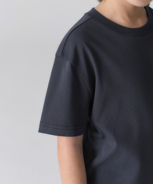 MUSINSA STANDARD KIDS（ムシンサスタンダードキッズ）の「[クールスタンダード] リラックスドクルーネックTシャツ [ネイビー]（Tシャツ/カットソー・レディース・その他・160/130/140/150/120/110/100）」の5枚目の写真