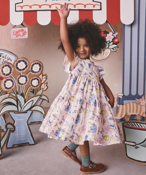 Cath Kidston(キャスキッドソン)の「キッズ ティアード ワンピース Musical Animals(ワンピース・キッズ・アイボリー・122/110/98)」の8枚目の写真