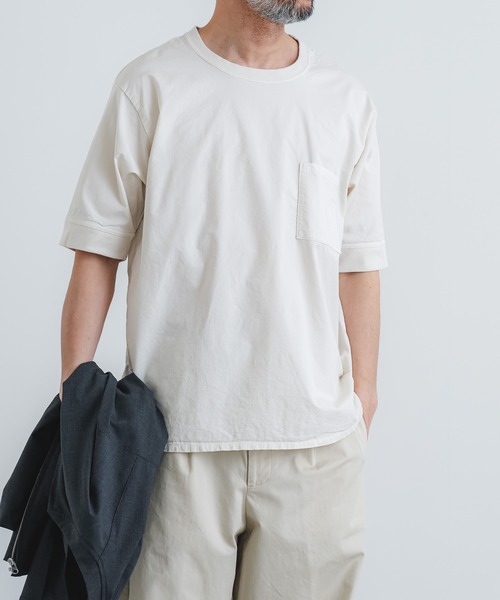 quadro(クオドロ)の「裏毛風二重織ストレッチポケ付きクルー(Tシャツ/カットソー・メンズ・ダークネイビー/オレンジ/ライトベージュ/ブルーグレー・LARGE/MEDIUM)」の3枚目の写真