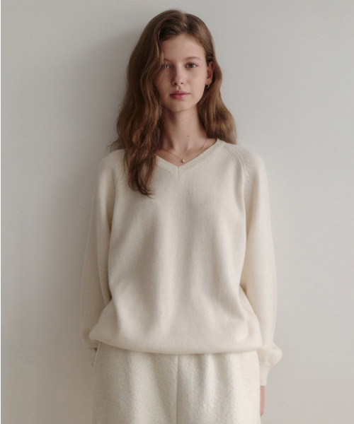LENAV(ルナブ)の「esy カシミヤ Vネックニット (アイボリー)(ニット/セーター・レディース・その他・MEDIUM/LARGE)」の1枚目の写真