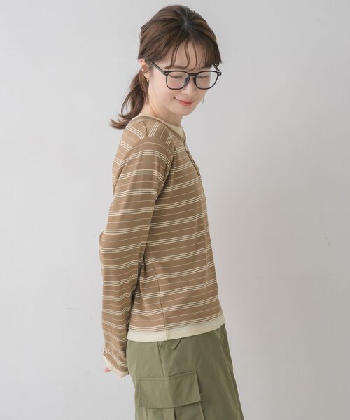 RETRO GIRL（レトロガール）の「アソートヘンリーネックTEE（Tシャツ/カットソー・レディース・ホワイト系その他/ブラウン系その他3/ブラック・FREE）」の4枚目の写真