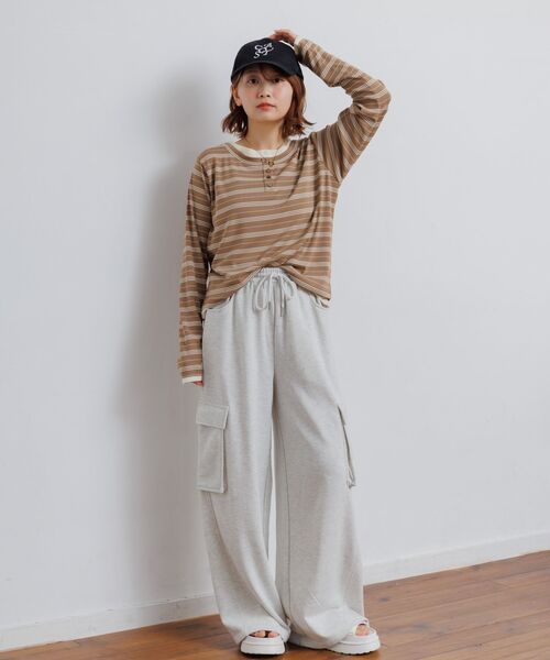 RETRO GIRL（レトロガール）の「アソートヘンリーネックTEE（Tシャツ/カットソー・レディース・ホワイト系その他/ブラウン系その他3/ブラック・FREE）」の10枚目の写真