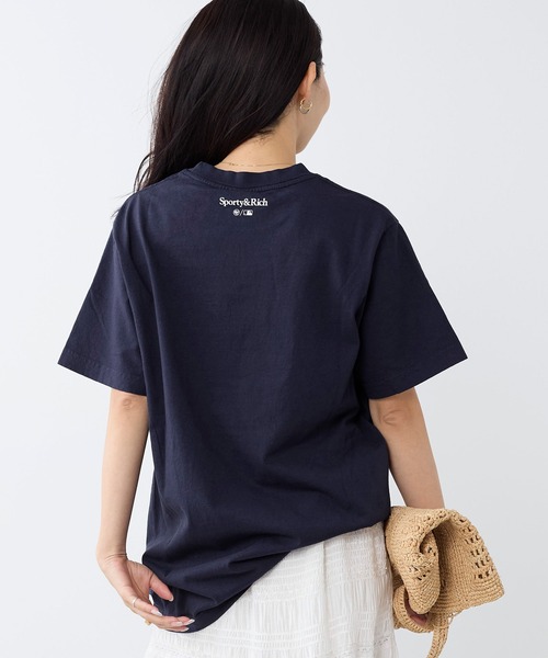 SPORTY&RICH（スポーティアンドリッチ）の「【SPORTY & RICH】Yankees Ivy ロゴプリントTシャツ（Tシャツ/カットソー・レディース・ダークネイビー・S）」の5枚目の写真