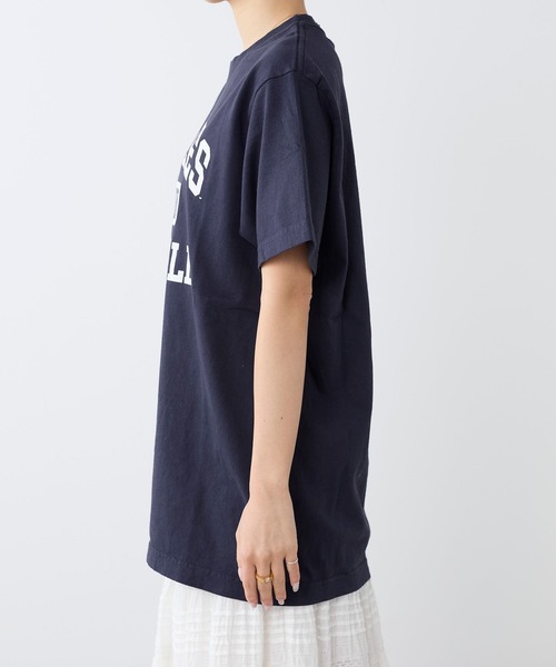 SPORTY&RICH（スポーティアンドリッチ）の「【SPORTY & RICH】Yankees Ivy ロゴプリントTシャツ（Tシャツ/カットソー・レディース・ダークネイビー・S）」の10枚目の写真