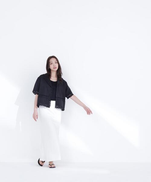 NATURAL BEAUTY BASIC(ナチュラルビューティーベーシック)の「レーストリンミングシャツ(シャツ/ブラウス・レディース・ブラック/オフホワイト・FREE)」の4枚目の写真
