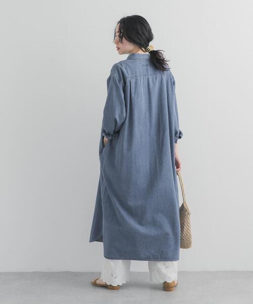 URBAN RESEARCH DOORS(アーバンリサーチドアーズ)の「ライトコットンデニムシャツワンピース(ワンピース・レディース・ライトインディゴブルー/インディゴブルー・FREE)」の8枚目の写真