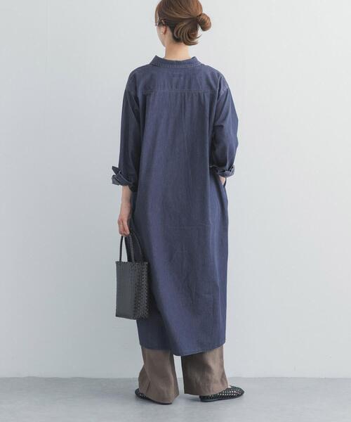 URBAN RESEARCH DOORS(アーバンリサーチドアーズ)の「ライトコットンデニムシャツワンピース(ワンピース・レディース・ライトインディゴブルー/インディゴブルー・FREE)」の14枚目の写真
