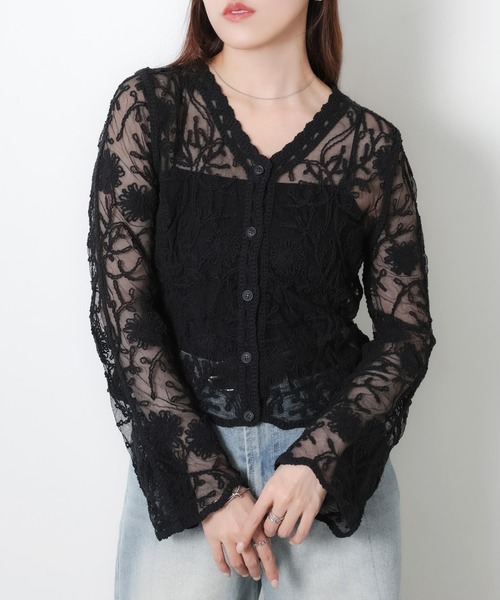 Riberry(リベリー)の「かぎ針編みレースカーディガン(カーディガン/ボレロ・レディース・ブラック/キナリ・MEDIUM)」の10枚目の写真