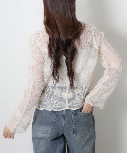 Riberry(リベリー)の「かぎ針編みレースカーディガン(カーディガン/ボレロ・レディース・ブラック/キナリ・MEDIUM)」の7枚目の写真