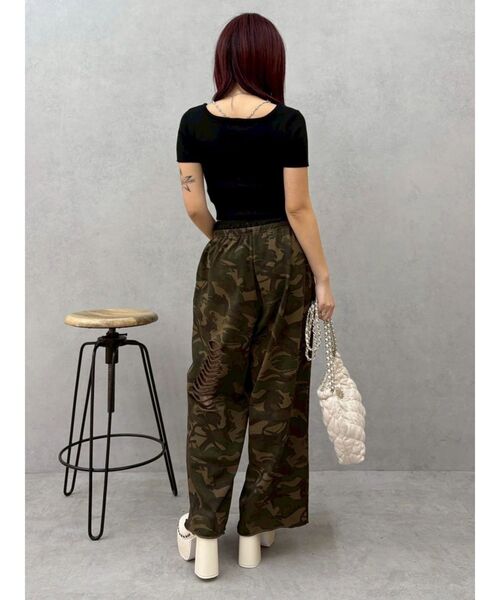 EVRIS（エヴリス）の「【着用動画あり！】ワンポイントビジューチェーンサマーニットトップス（ニット/セーター・レディース・ピンク/ブラック/ホワイト・FREE）」の7枚目の写真