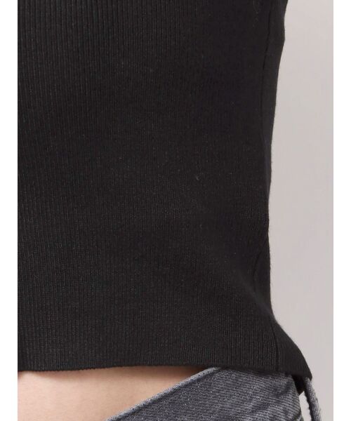 EVRIS（エヴリス）の「【着用動画あり！】ワンポイントビジューチェーンサマーニットトップス（ニット/セーター・レディース・ピンク/ブラック/ホワイト・FREE）」の14枚目の写真