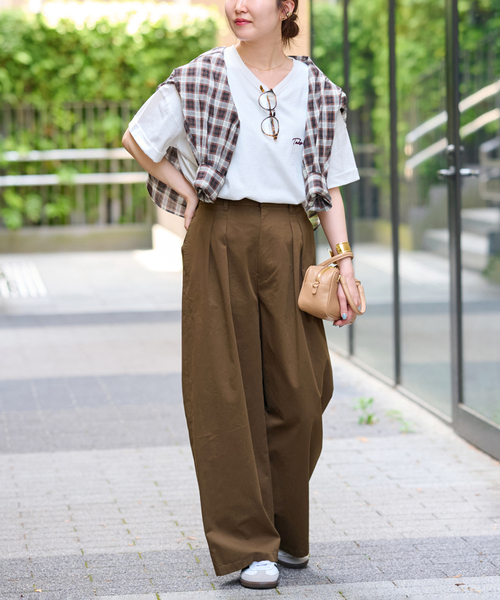 JOURNAL STANDARD relume(ジャーナルスタンダード レリューム)の「《追加》刺繍ロゴハーフスリーブT(Tシャツ/カットソー・レディース・グレー/ブラウン/ホワイト・FREE)」の19枚目の写真