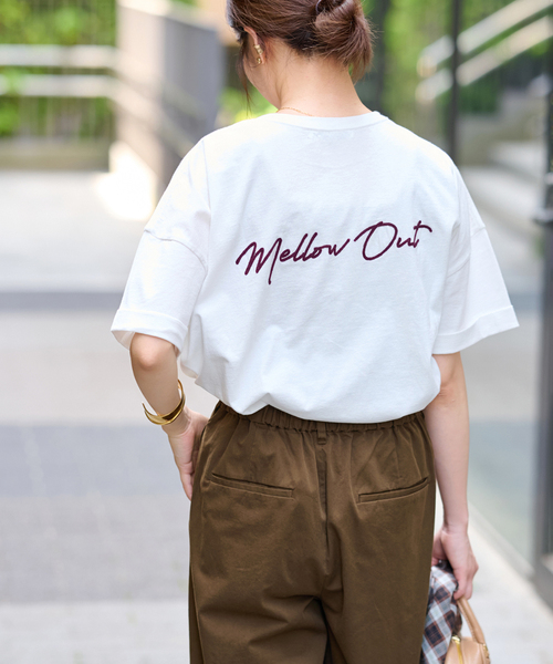 JOURNAL STANDARD relume(ジャーナルスタンダード レリューム)の「《追加》刺繍ロゴハーフスリーブT(Tシャツ/カットソー・レディース・グレー/ブラウン/ホワイト・FREE)」の6枚目の写真