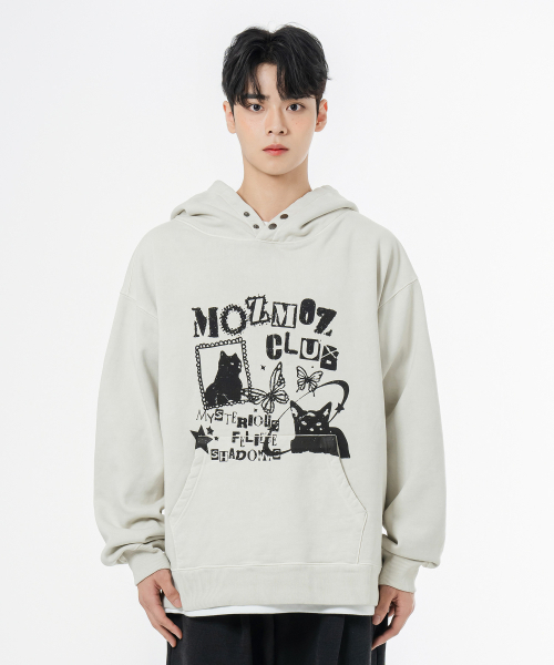 MOZMOZ(モズモズ)の「テリー起毛ピグメントミステリーキャットオーバーサイズフードベージュ(パーカー・レディース・その他・1/2/3)」の2枚目の写真