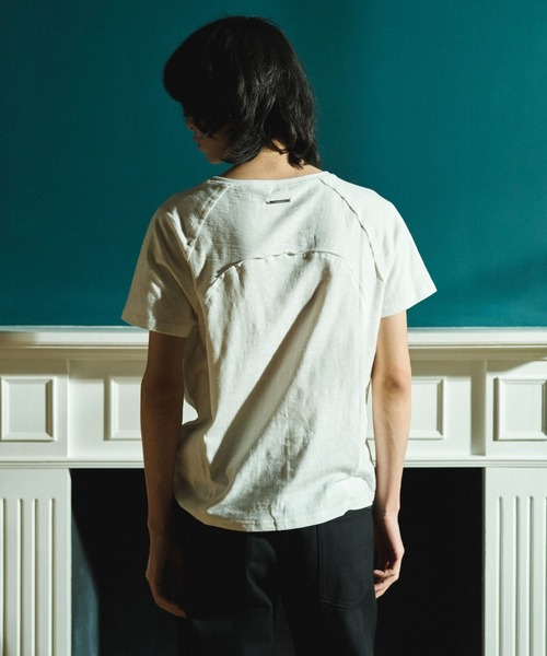 Camphor wood(カンファーウッド)の「RAGLAN SEAM SLUB JUST TEE / ラグランシームスラブTシャツ(Tシャツ/カットソー・メンズ・ブラック/ホワイト・LARGE/MEDIUM/SMALL)」の18枚目の写真