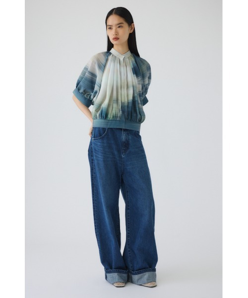 RIM.ARK(リムアーク)の「Middle straight blue denim ミドルストレートブルーデニム(デニムパンツ・レディース・ブルー・34/36/38)」の2枚目の写真